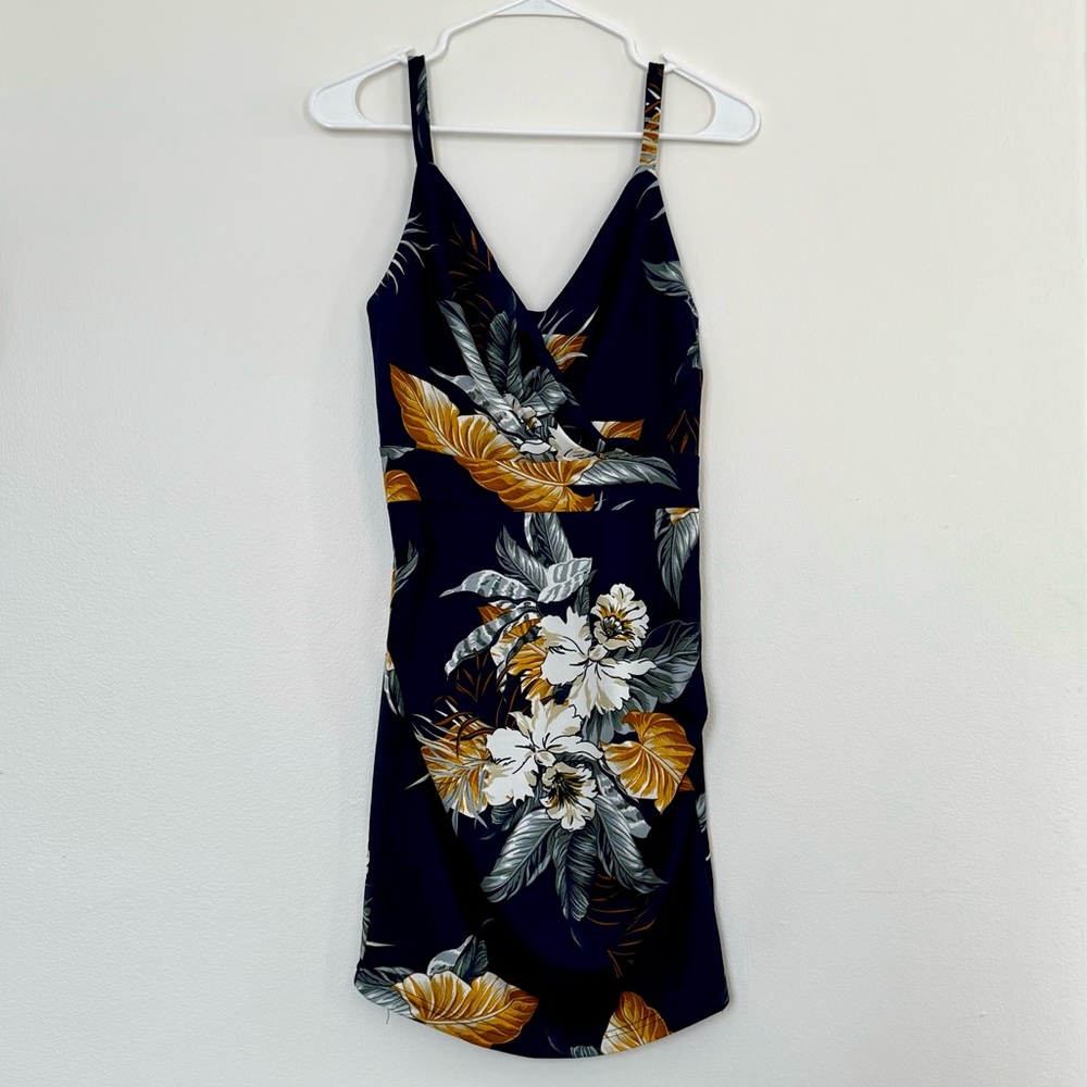 Floral 🌺 Hawaiian Navy Dress with Yellow Accents